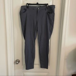 Gray buttery soft jegging
